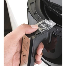 BLACK+DECKER Digital AeroFry Air Fryer AF400-B5 - 4.0L Thumbnail 3