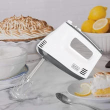 BLACK+DECKER Hand Mixer M350-B5 - 300W Thumbnail 4