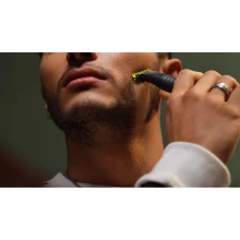 Philips OneBlade Face Rechargeable Shaver QP1424 Thumbnail 8