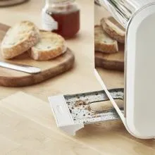 Swan 2 Slice Nordic Style Toaster 900W (White)